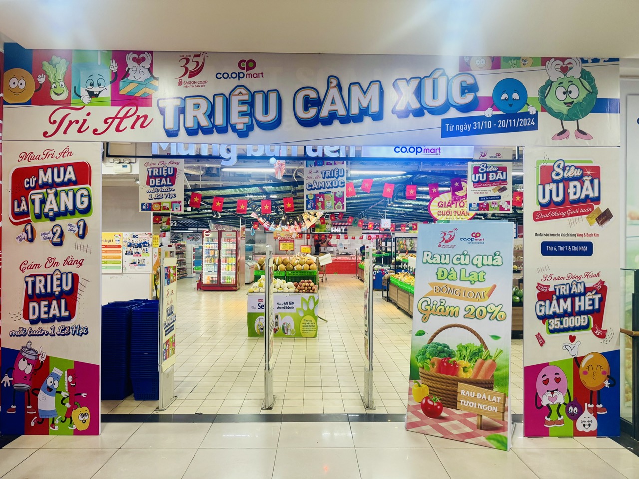 cửa trước.jpg
